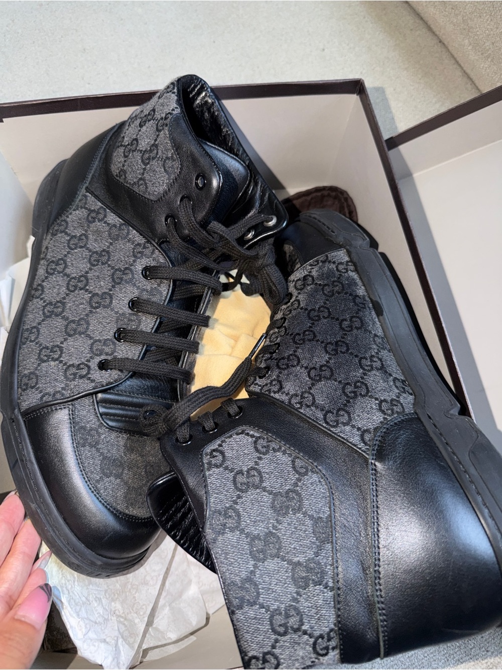 Gucci men black sneakers - Picture 4 of 5